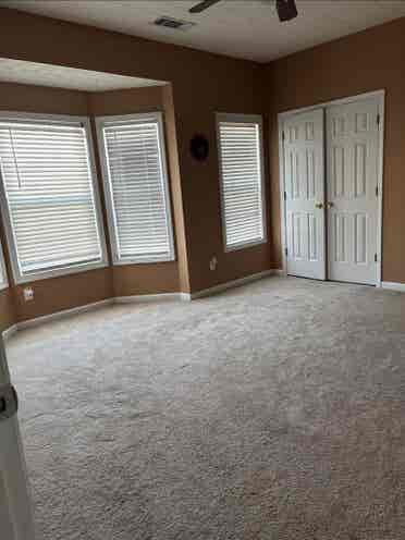 Available- 1 Bed and Bath / mo