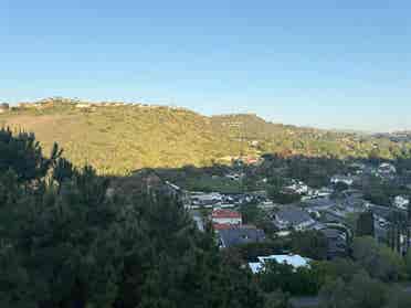 Panorama Heights, Newly Renovated
