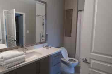 Furnished room and bathroom