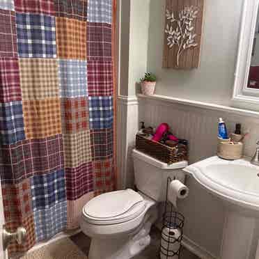 Fully furnished room for rent