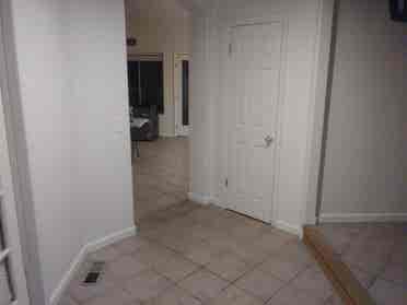 Need 4 roommates for 4 bd house