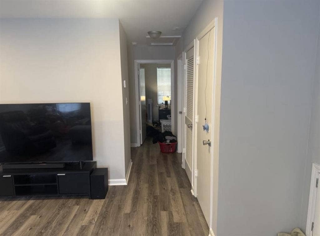 Small room and private bathroom