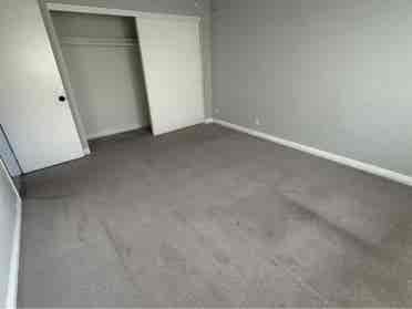 Room Available in Lancaster