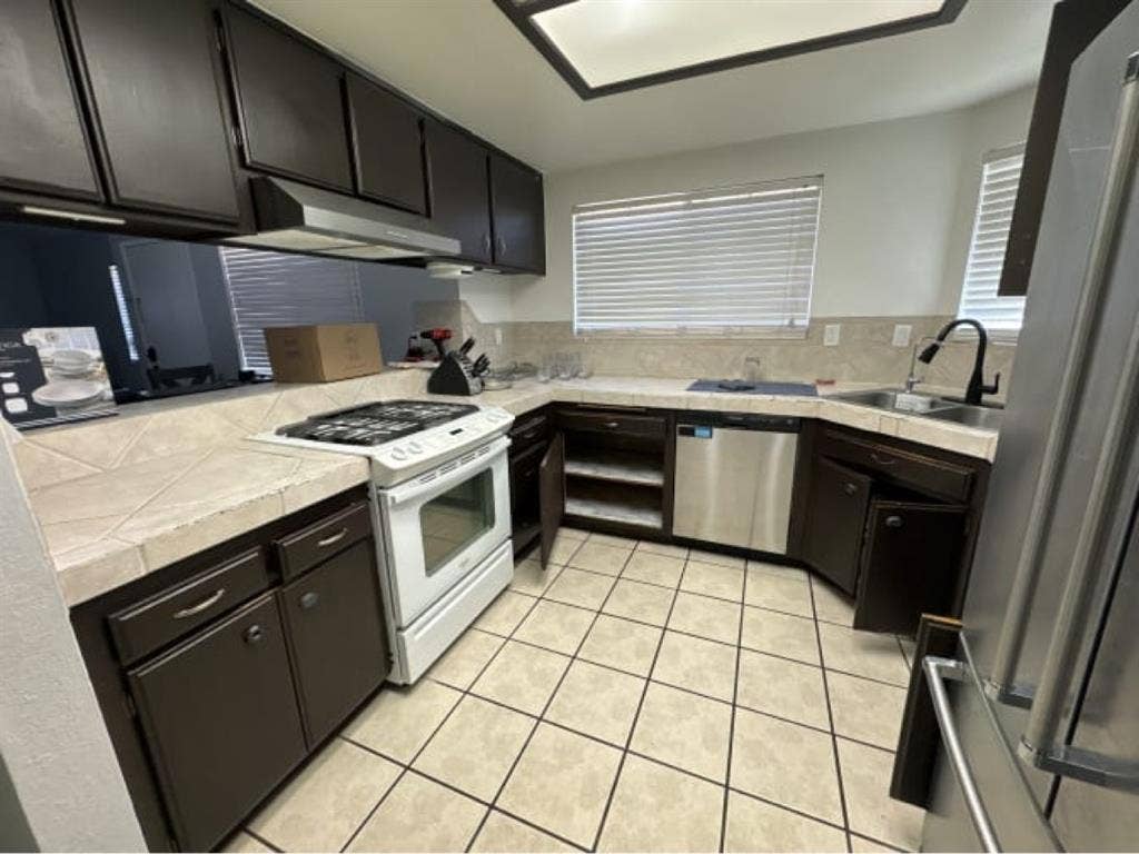 Room Available in Lancaster