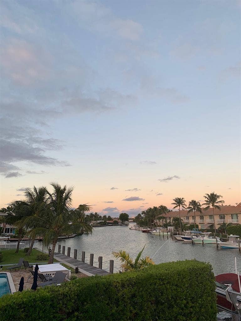 Room for Rent in Pompano Beach, FL