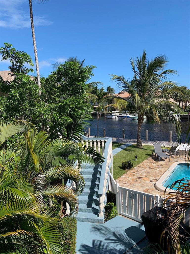 Room for Rent in Pompano Beach, FL