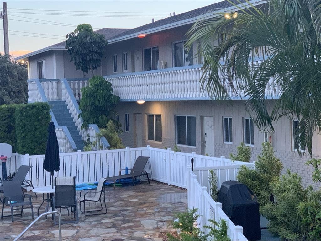 Room for Rent in Pompano Beach, FL