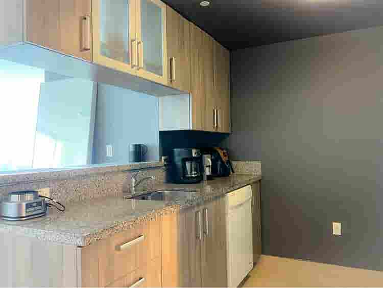 Private room w/bath Downtown Miami