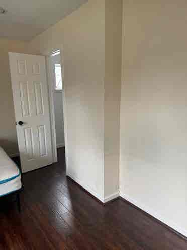 Master Bedroom UofH / Med Center 