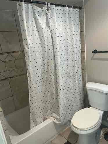 Master Bedroom UofH / Med Center 