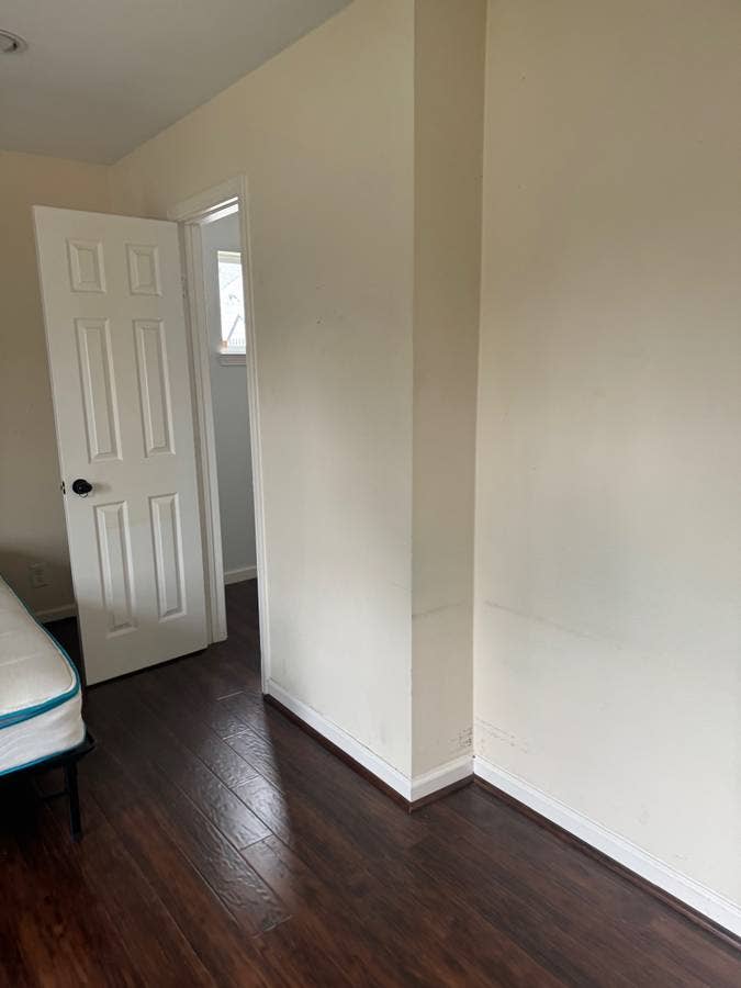 Master Bedroom UofH / Med Center
