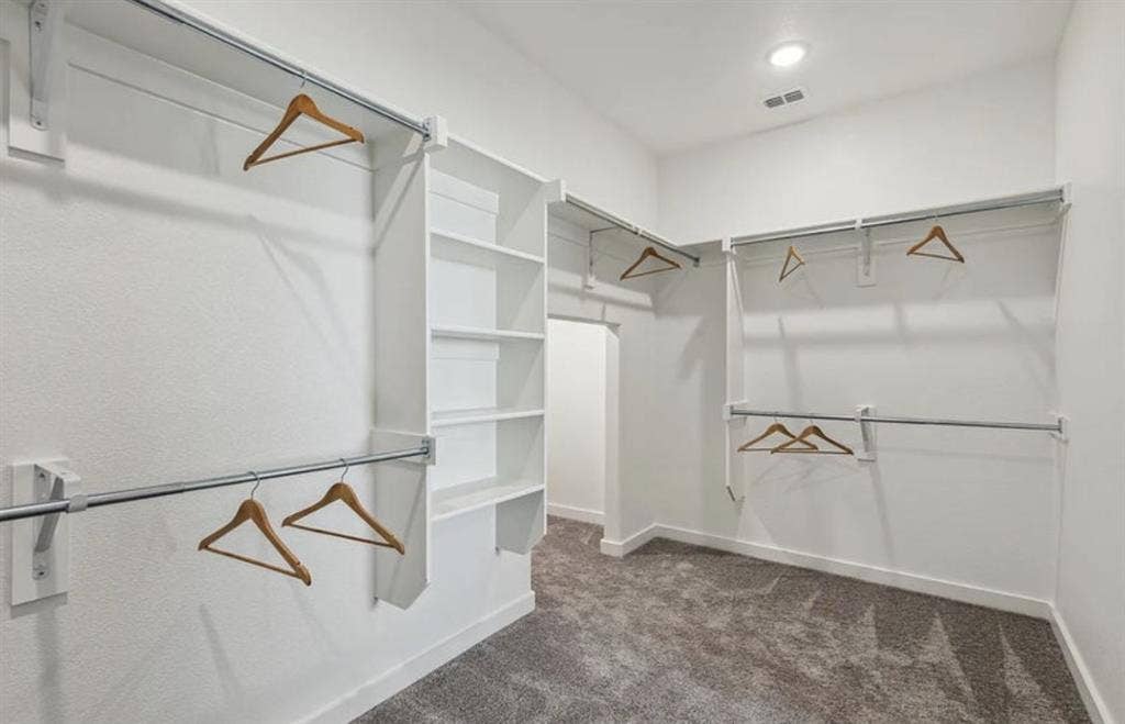 /mon PRIVATE room with bathroom