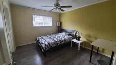 Bedroom for Rent – Prime Location!
