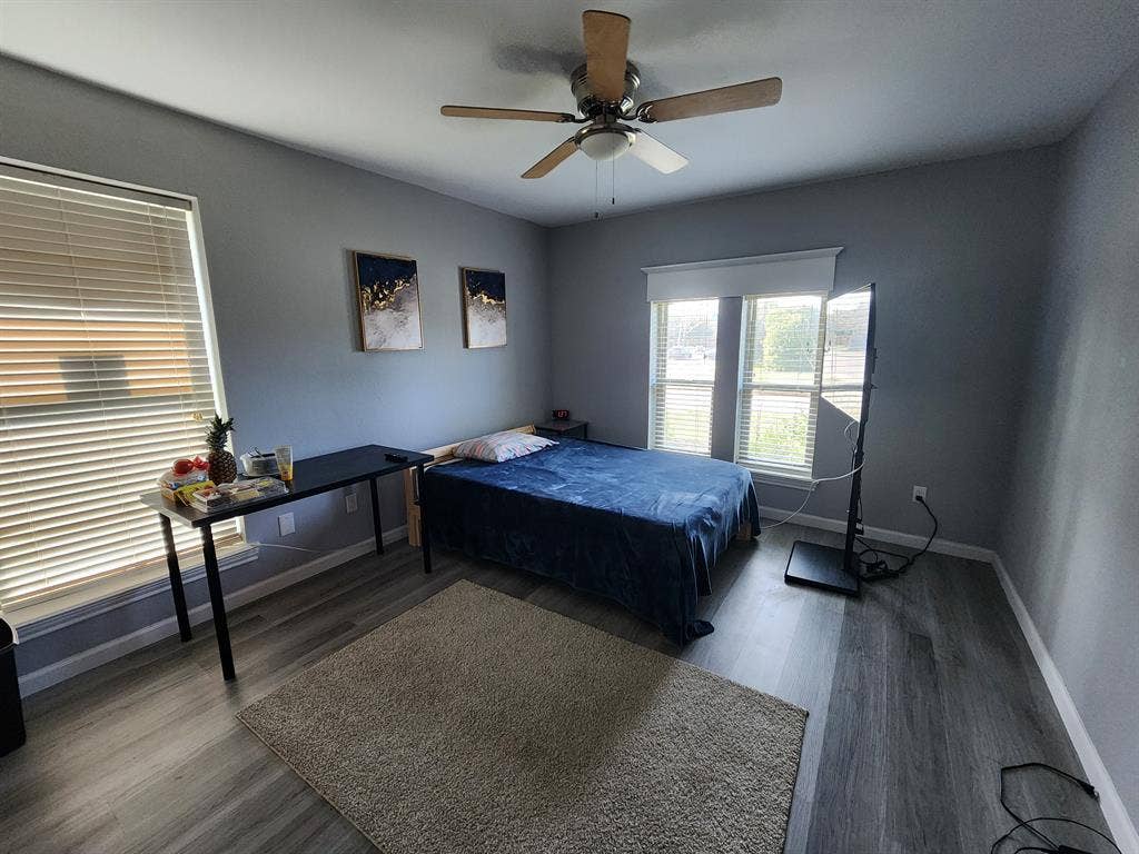 Bedroom for Rent – Prime Location!