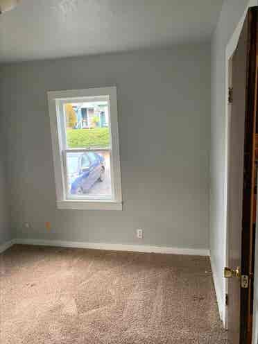 Shared House - Pet Friendly