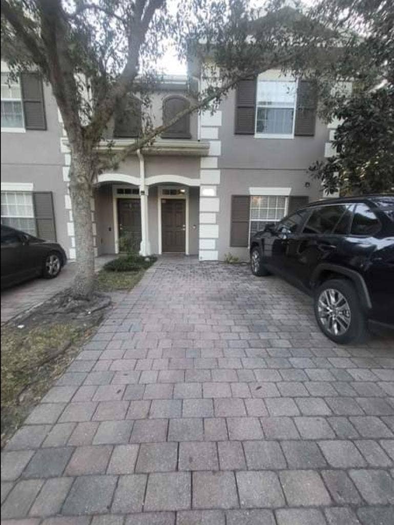 Room for rent ONLY Girls, Kissimmee