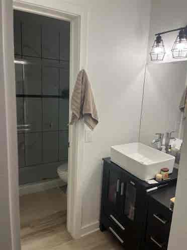 Studio apartment (take over lease)