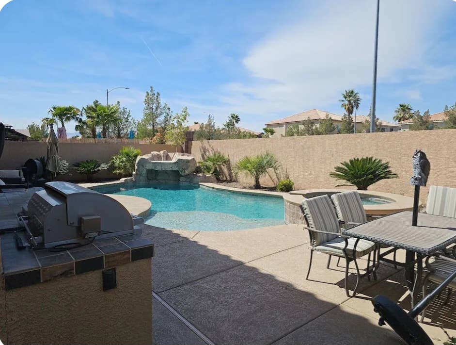 Male house Large Priv room, poolspa