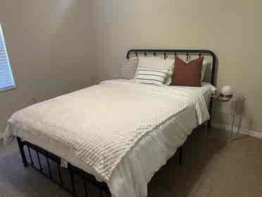 Clean Cozy Room in Lakeland, FL