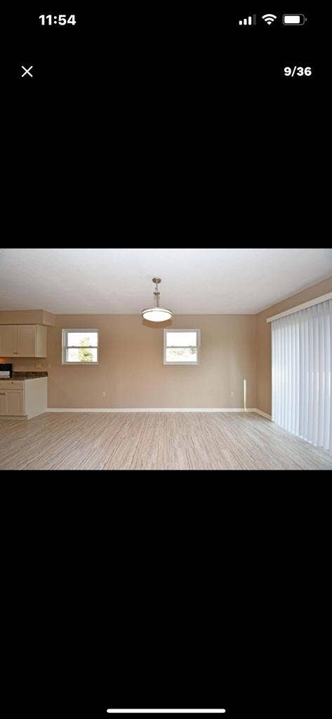 Room in a detached house