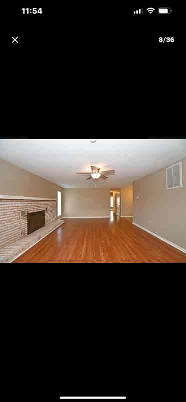 Room in a detached house