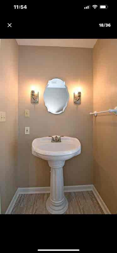 Room in a detached house