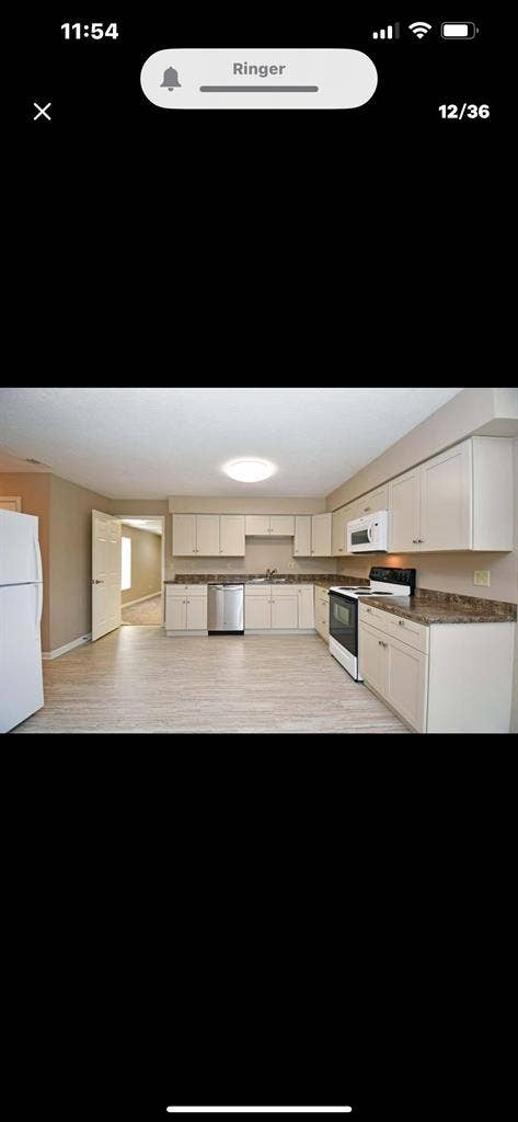 Room in a detached house