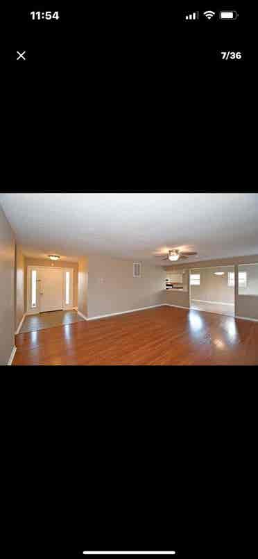 Room in a detached house