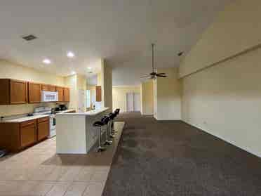 ROOMS RENTAL Melbourne fl
