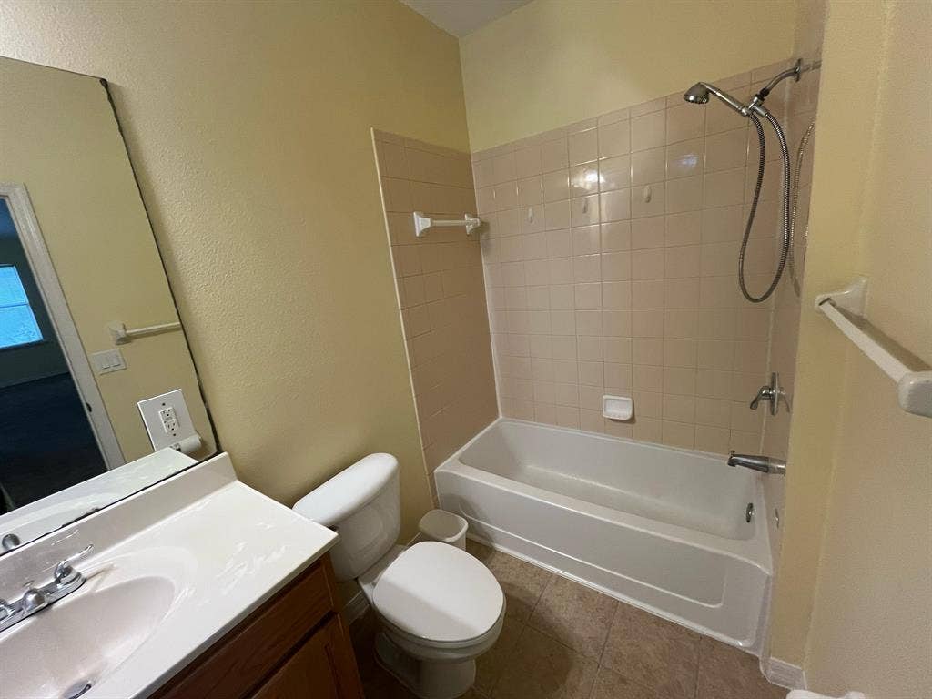 ROOMS RENTAL Melbourne fl