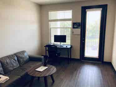 b luxury rental