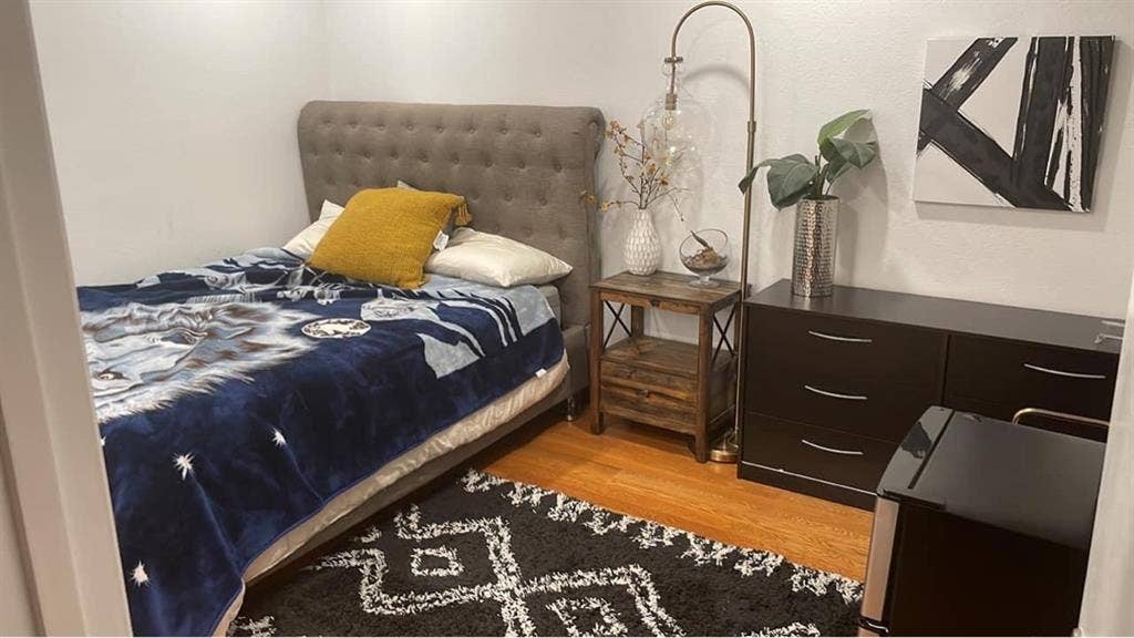Your own furnished bedroom/bath!