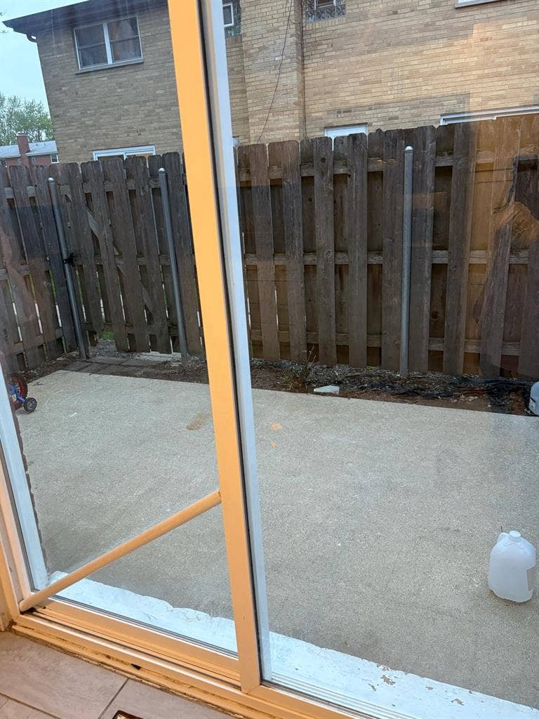 2 rooms + basement for rent