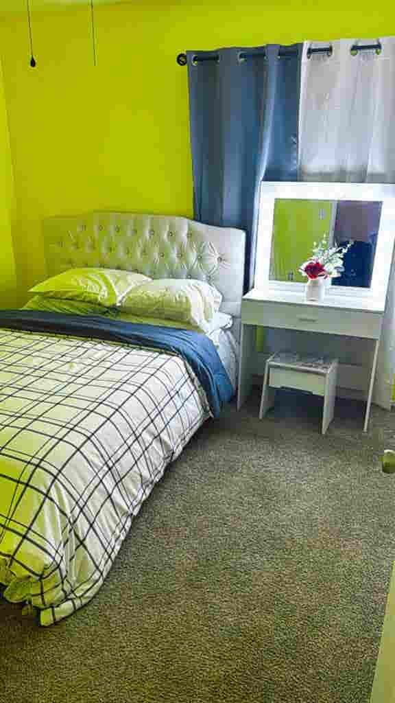 Private bed and bath available