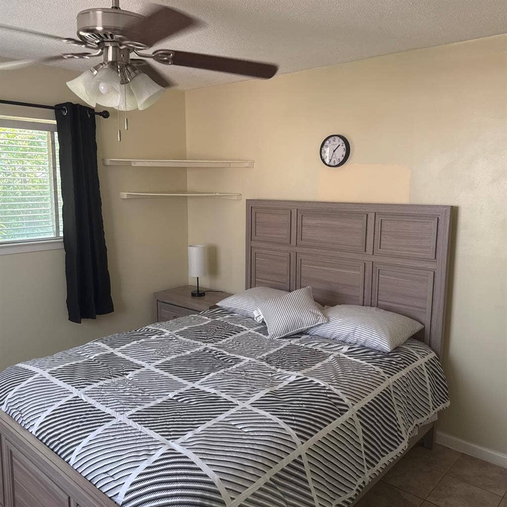 furnished room available to rent