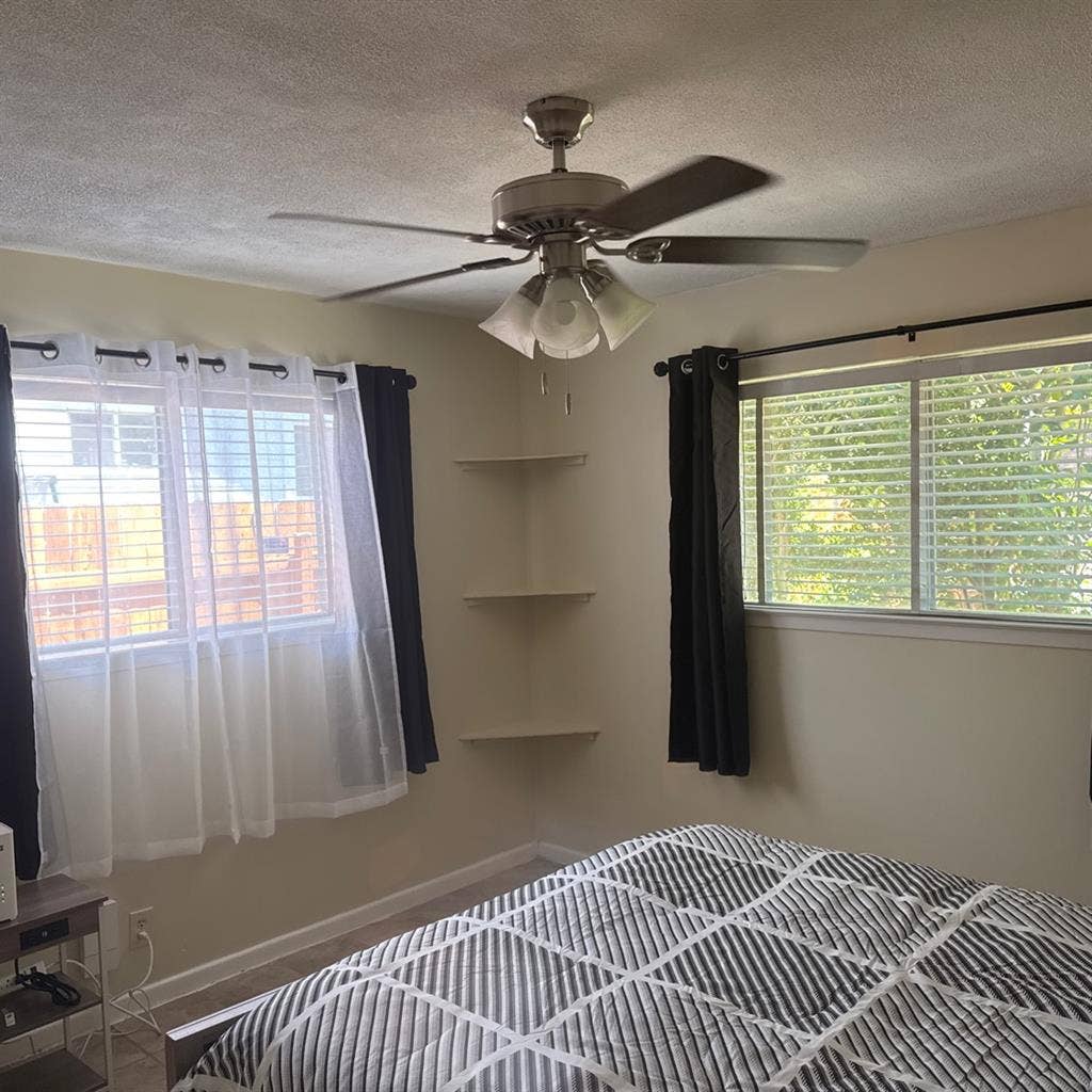 furnished room available to rent