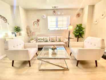 Cozy Kingbed Room (Shared-house)