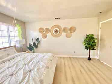 Cozy Kingbed Room (Shared-house)