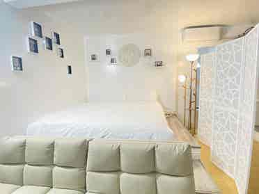 Warm Studio Full Furnished