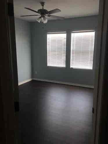 Looking for female roommate :)