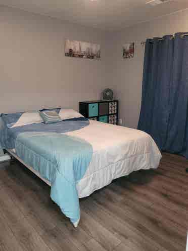 Large Room 4 Rent (Safe) - Kennesaw