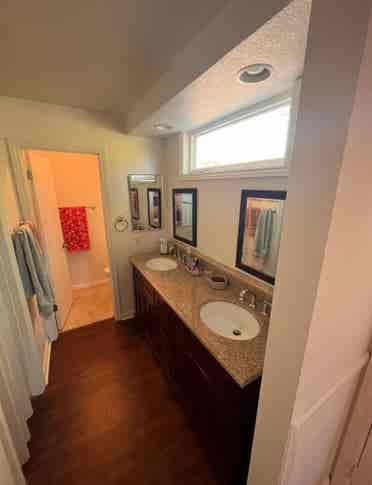 Cozy furnished room w private bath