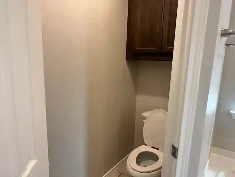 Private Master Bedroom & Bathroom