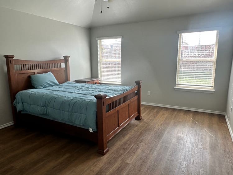 Private Master Bedroom & Bathroom