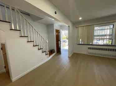 Newly Renovated Cozy Detached