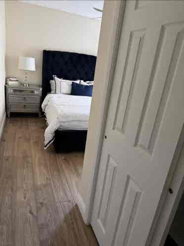 Room available for one person