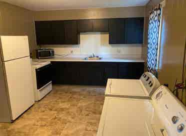 Looking for a roommate in Fruitland