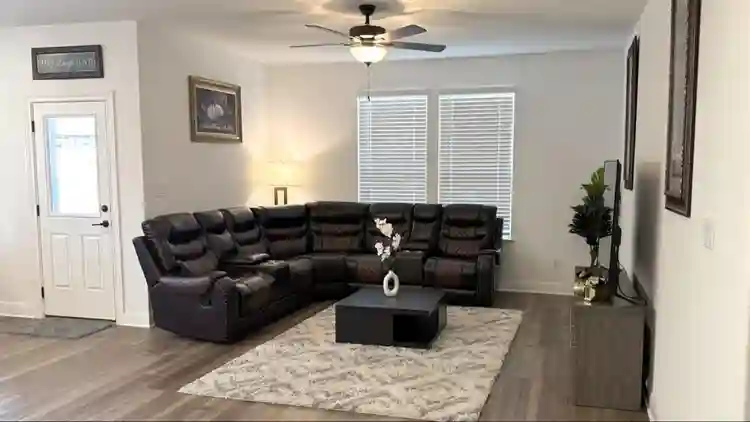 Furnished privite room in manor