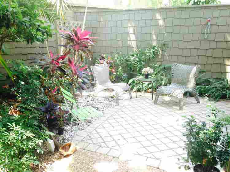 Botanical house share, Sarasota