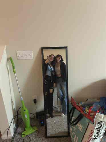 Searching for 2 Roommates!